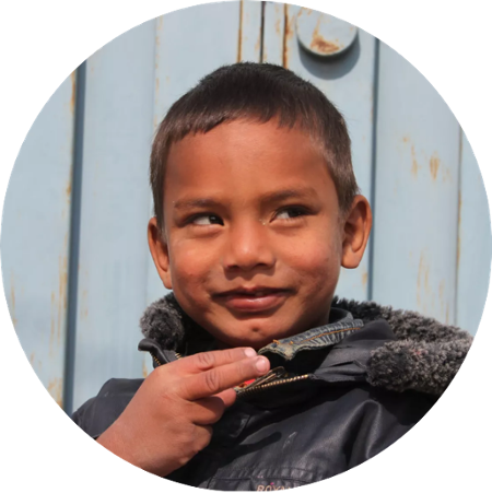 tika foundation jongen rond